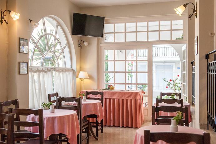 Imagen del bar/restaurante del Hotel Alba, Zante. Foto 4