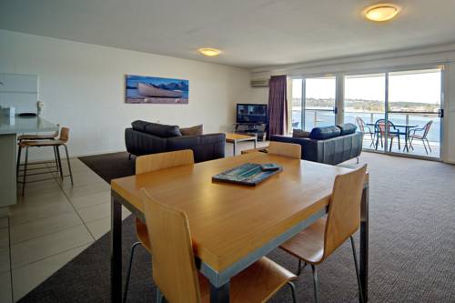 Imagen de la habitación del Hotel Albacore Apartments. Foto 2