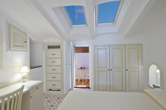 Imagen de la habitación del Hotel Albadamare Boutique. Foto 10