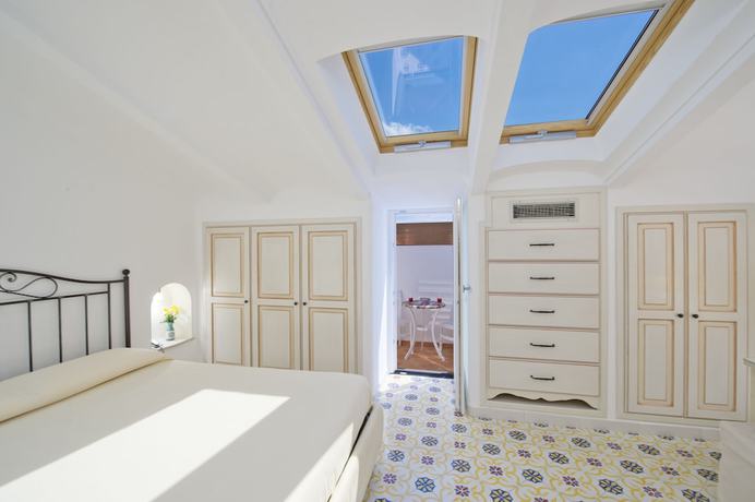 Imagen de la habitación del Hotel Albadamare Boutique. Foto 16