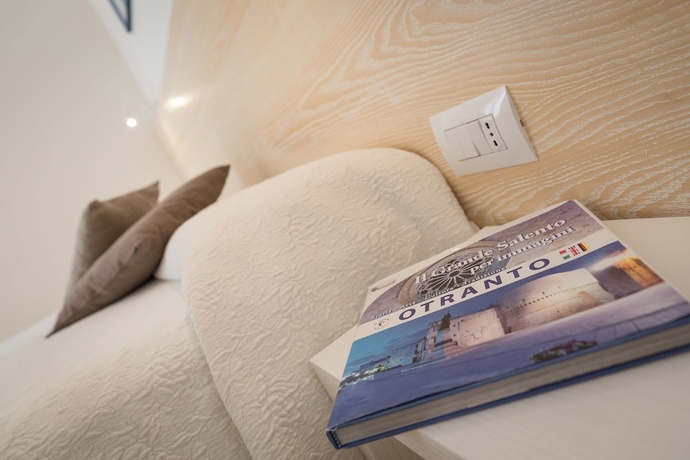 Imagen de la habitación del Hotel Alb&agrave;nia. Foto 3