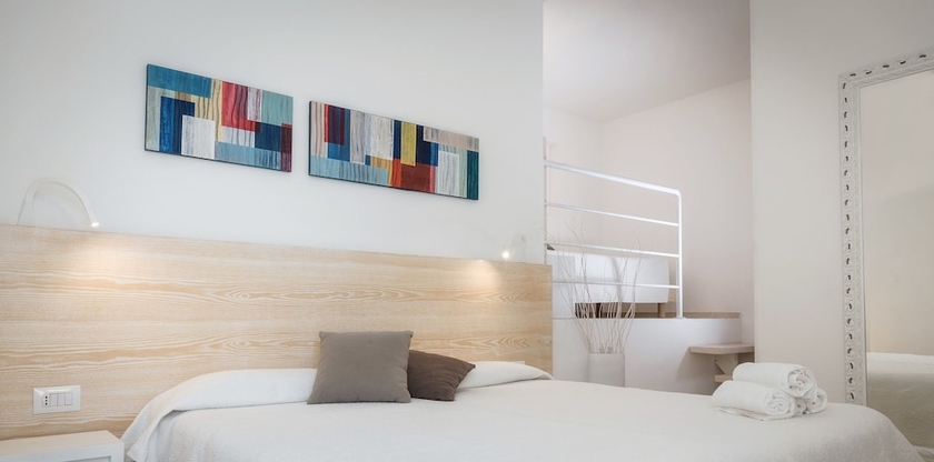 Imagen de la habitación del Hotel Alb&agrave;nia. Foto 9