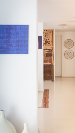 Imagen de los interiores del Hotel Alb&agrave;nia. Foto 14