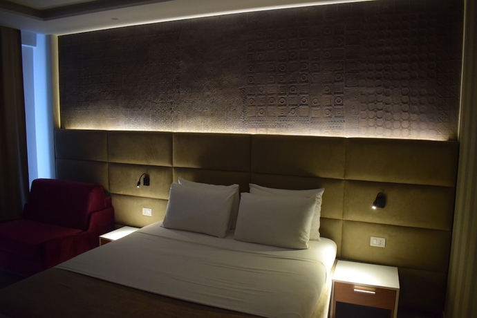 Imagen de la habitación del Hotel Albanian Star. Foto 12
