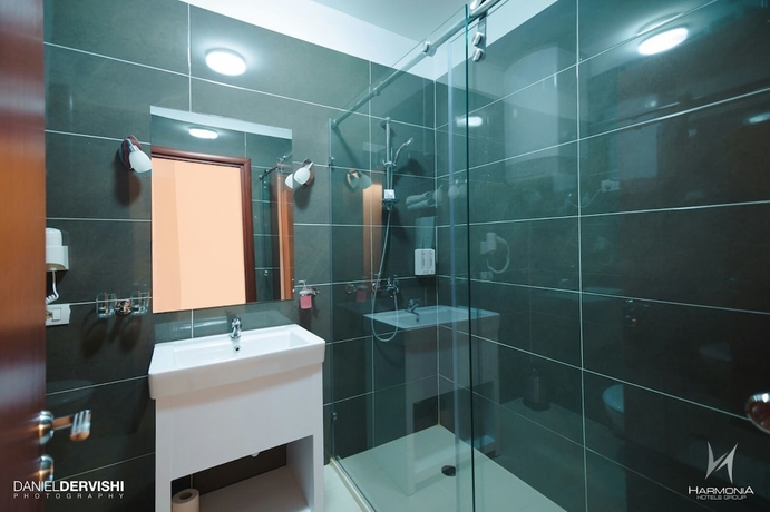 Imagen de la habitación del Hotel Albanian Star. Foto 15