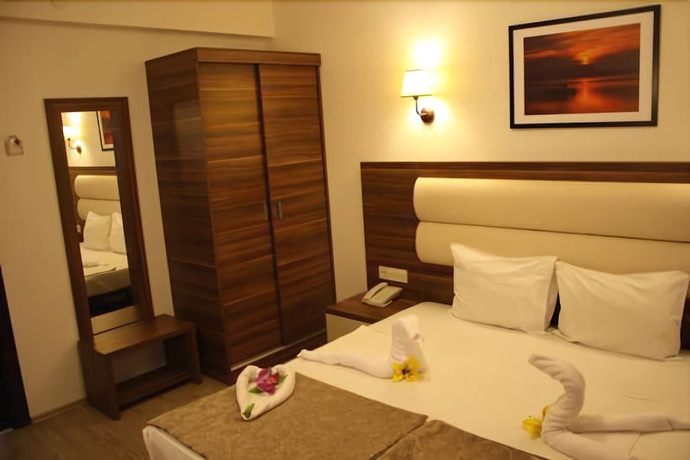 Imagen de la habitación del Hotel Albano, Cesme. Foto 5
