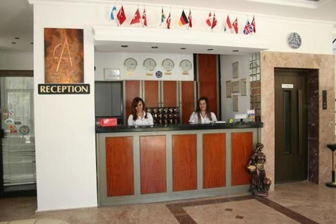 Imagen de los interiores del Hotel Albano, Cesme. Foto 17