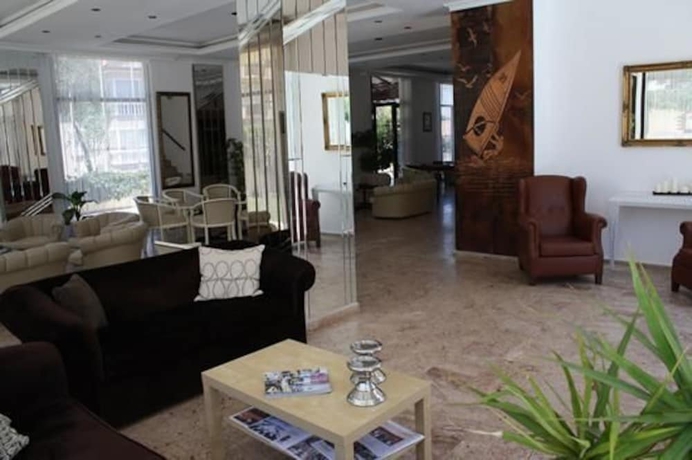 Imagen de los interiores del Hotel Albano, Cesme. Foto 18