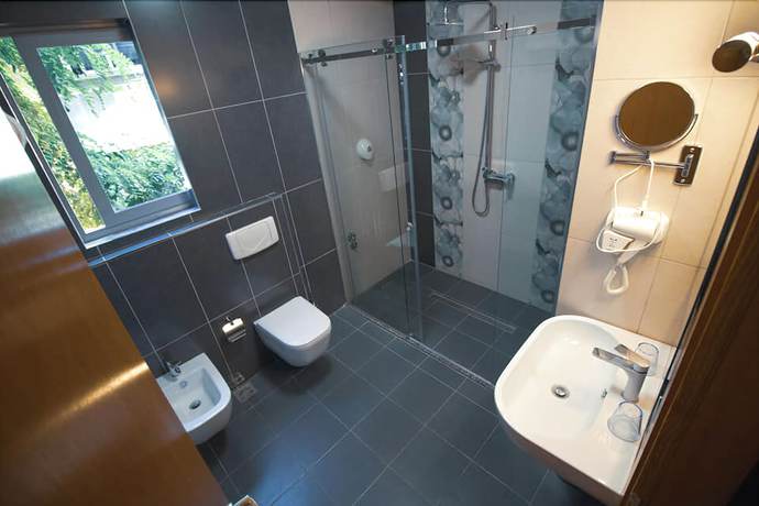 Imagen de la habitación del Hotel Albanopolis Hotel. Foto 4