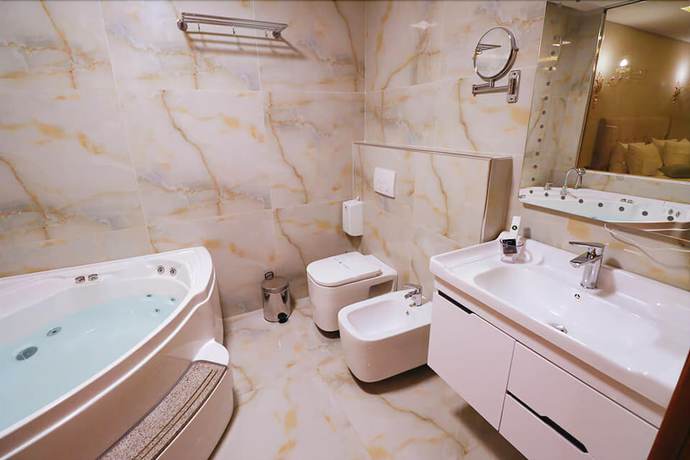 Imagen de la habitación del Hotel Albanopolis Hotel. Foto 7