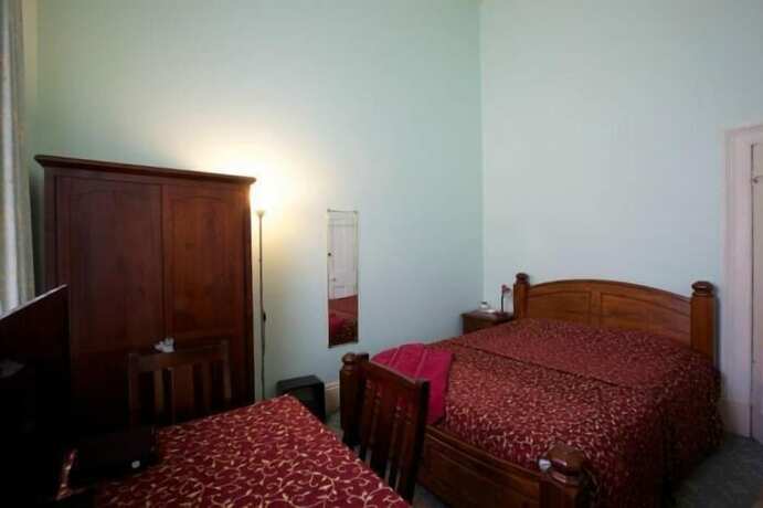 Imagen de la habitación del Hotel Albany Foreshore Guest House. Foto 15