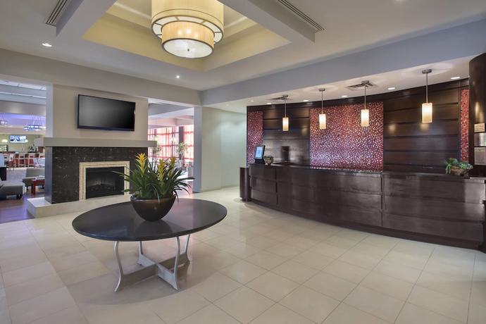 Imagen de los interiores del Hotel Albany Marriott. Foto 18