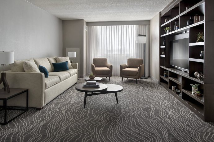 Imagen de la habitación del Hotel Albany Marriott. Foto 12