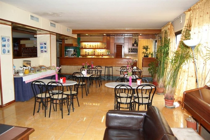 Imagen del bar/restaurante del Hotel Albatros, Calenzano. Foto 1