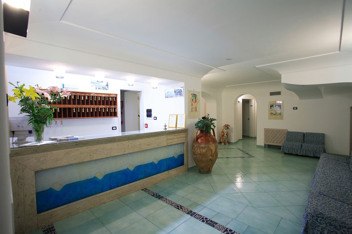 Imagen de los interiores del Hotel Albatros, Cuotto. Foto 13