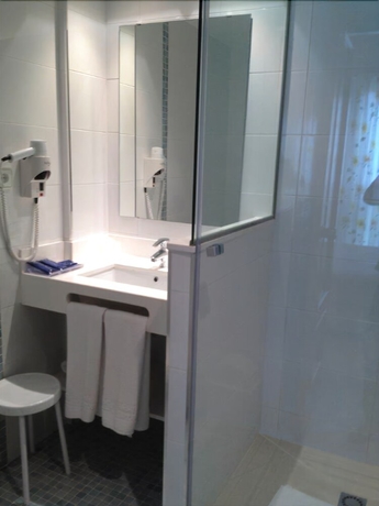 Imagen de la habitación del Hotel Albatros, Gandía. Foto 13