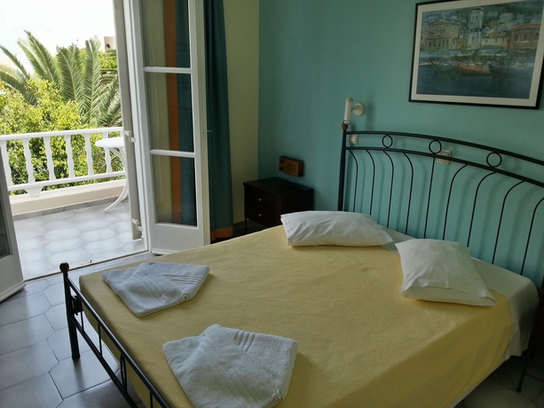 Imagen de la habitación del Hotel Albatros, Karterados. Foto 3