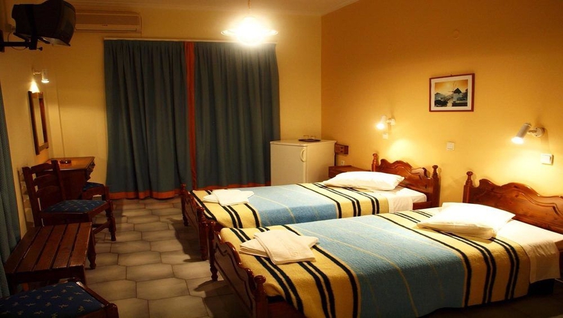 Imagen de la habitación del Hotel Albatros, Karterados. Foto 5