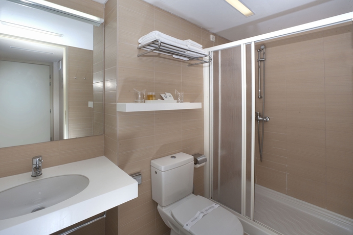 Imagen de la habitación del Hotel Albatros Plava Laguna. Foto 6