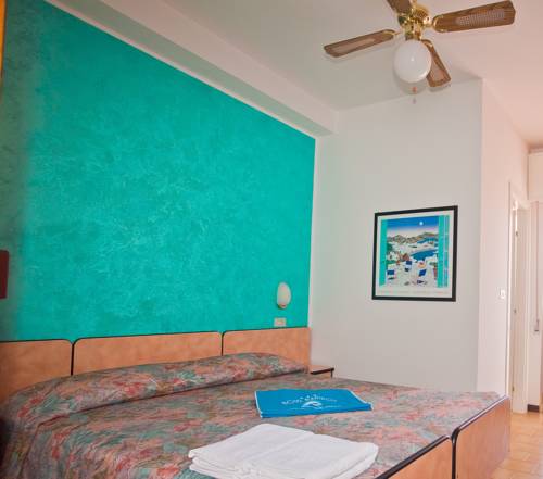 Imagen de la habitación del Hotel Albatros, Rimini. Foto 4