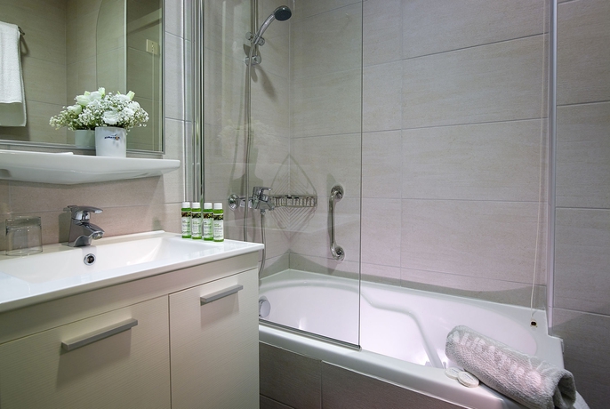 Imagen de la habitación del Hotel Albatros Spa and Resort. Foto 4