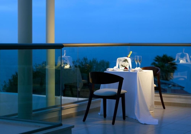 Imagen de la habitación del Hotel Albatros Spa and Resort. Foto 10