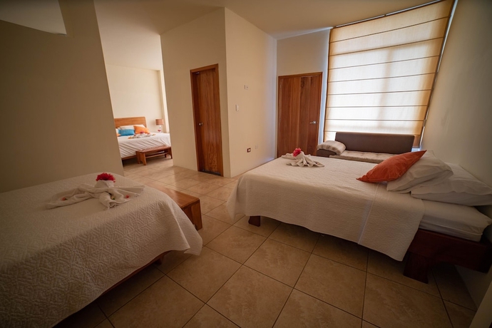 Imagen de la habitación del Hotel Albatross. Foto 10