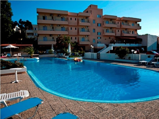 Imagen general del Hotel Albatross, Maleme. Foto 7