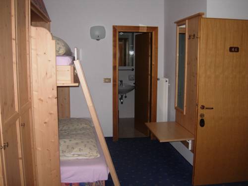 Imagen de la habitación del Hotel Albe. Foto 4