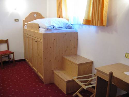 Imagen de la habitación del Hotel Albe. Foto 9