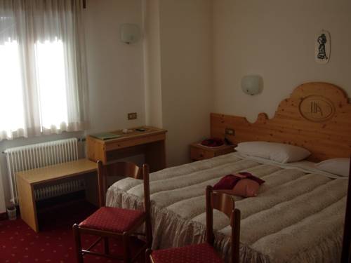 Imagen de la habitación del Hotel Albe. Foto 10