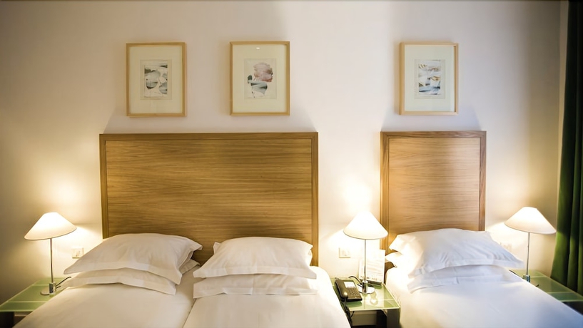 Imagen de la habitación del Hotel Albe Saint-michel. Foto 12