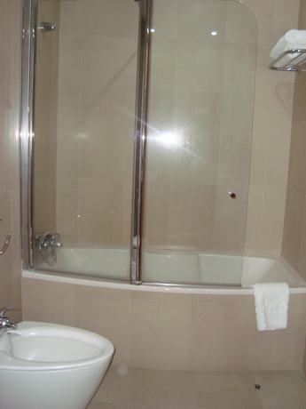 Imagen de la habitación del Hotel Albergaria Borges, Chaves. Foto 20