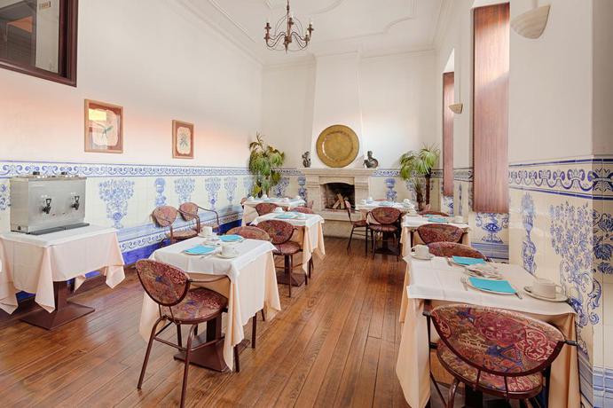 Imagen del bar/restaurante del Hotel Albergaria Da Sé. Foto 2