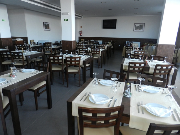 Imagen del bar/restaurante del Hotel Albergaria Senhora Do Espinheiro. Foto 2