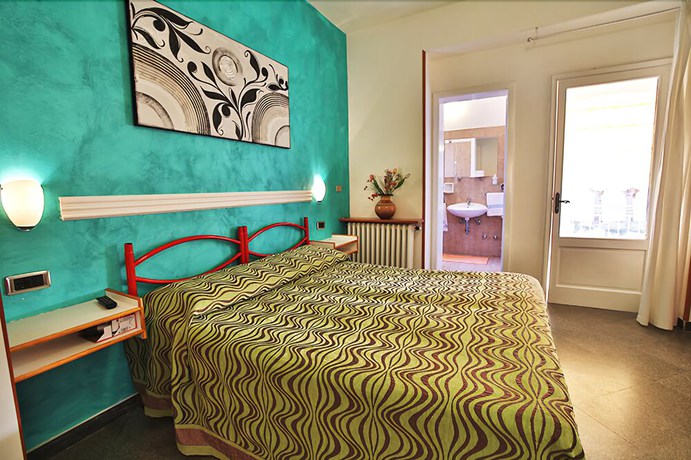 Imagen de la habitación del Hotel Albergo 2 Mari. Foto 7