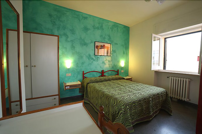 Imagen de la habitación del Hotel Albergo 2 Mari. Foto 9