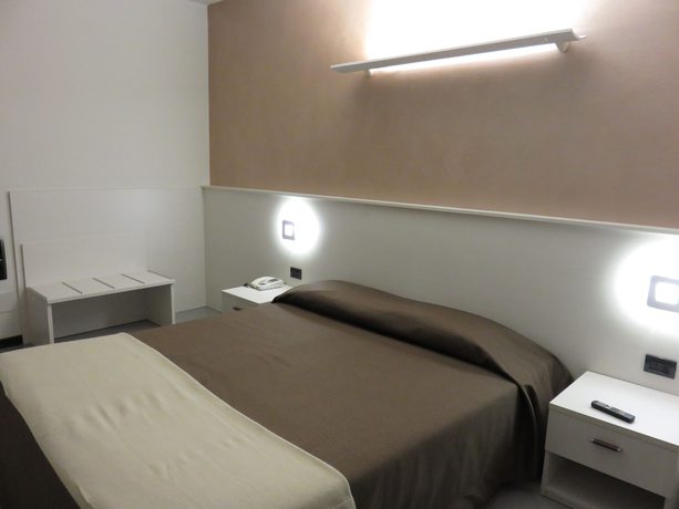 Imagen de la habitación del Hotel Albergo Al Cacciatore. Foto 6