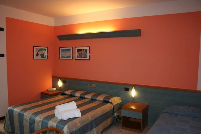 Imagen de la habitación del Hotel Albergo Al Cacciatore. Foto 8