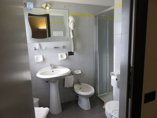 Imagen de la habitación del Hotel Albergo Al Cacciatore. Foto 11