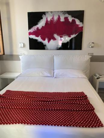 Imagen de la habitación del Hotel Albergo Al Cacciatore Tortellinando. Foto 4