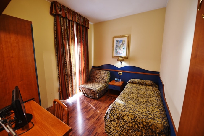 Imagen de la habitación del Hotel Albergo Al Castello. Foto 6