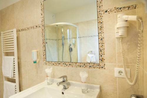 Imagen de la habitación del Hotel Albergo Al Cervo - Gasthof Zum Hirschen. Foto 7