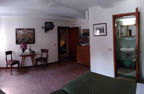 Imagen de la habitación del Hotel Albergo Al Gobbo. Foto 5