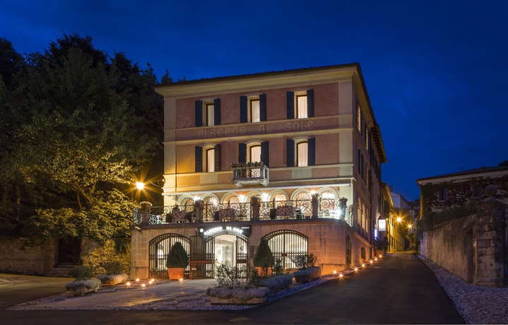 Imagen de los exteriores del Hotel Albergo Al Sole, Asolo. Foto 15