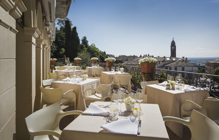 Imagen del bar/restaurante del Hotel Albergo Al Sole, Asolo. Foto 4