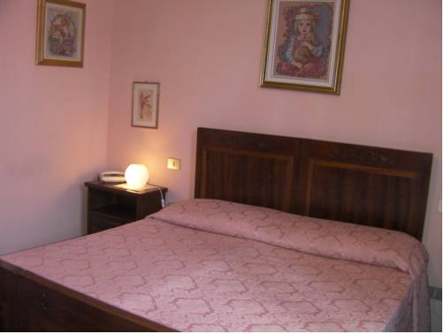Imagen de la habitación del Hotel Albergo Alassio. Foto 7