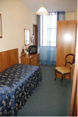 Imagen de la habitación del Hotel Albergo Alassio. Foto 11