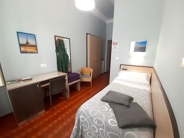 Imagen de la habitación del Hotel Albergo Alba. Foto 7