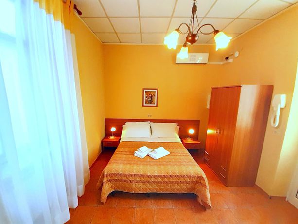 Imagen de la habitación del Hotel Albergo Alba. Foto 9